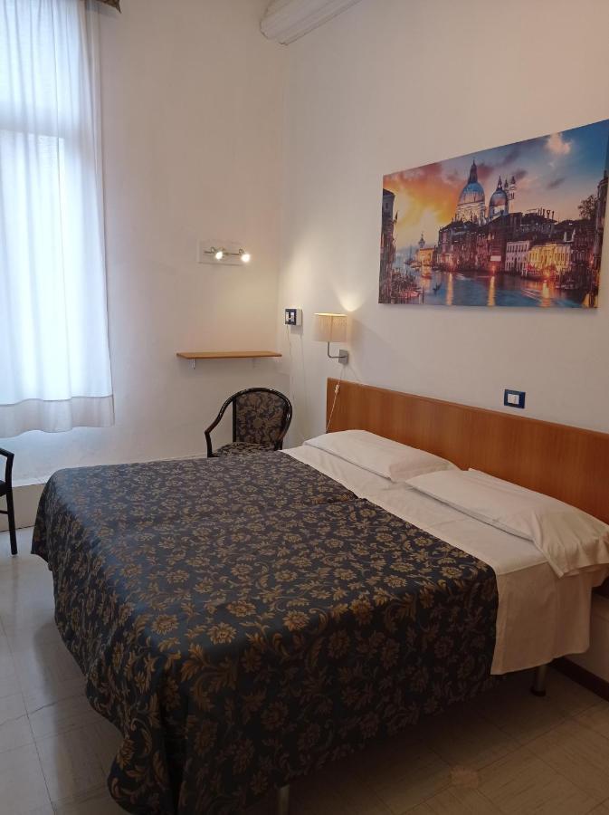 Hotel Caneva Venezia Esterno foto