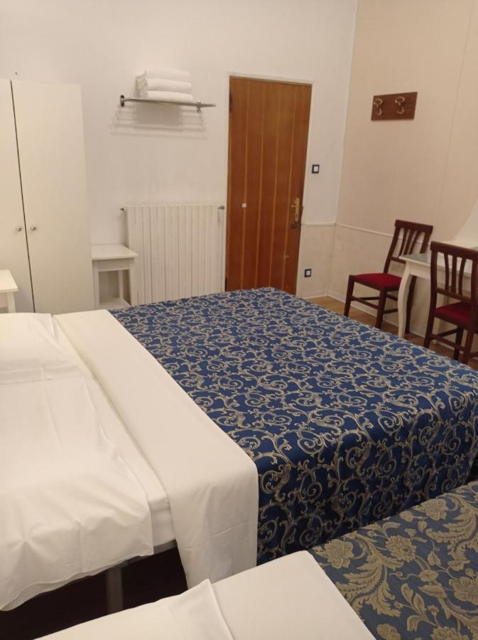 Hotel Caneva Venezia Esterno foto