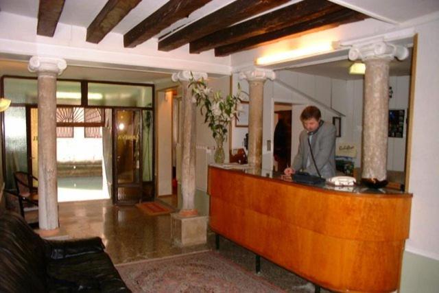 Hotel Caneva Venezia Esterno foto