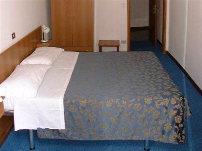 Hotel Caneva Venezia Esterno foto
